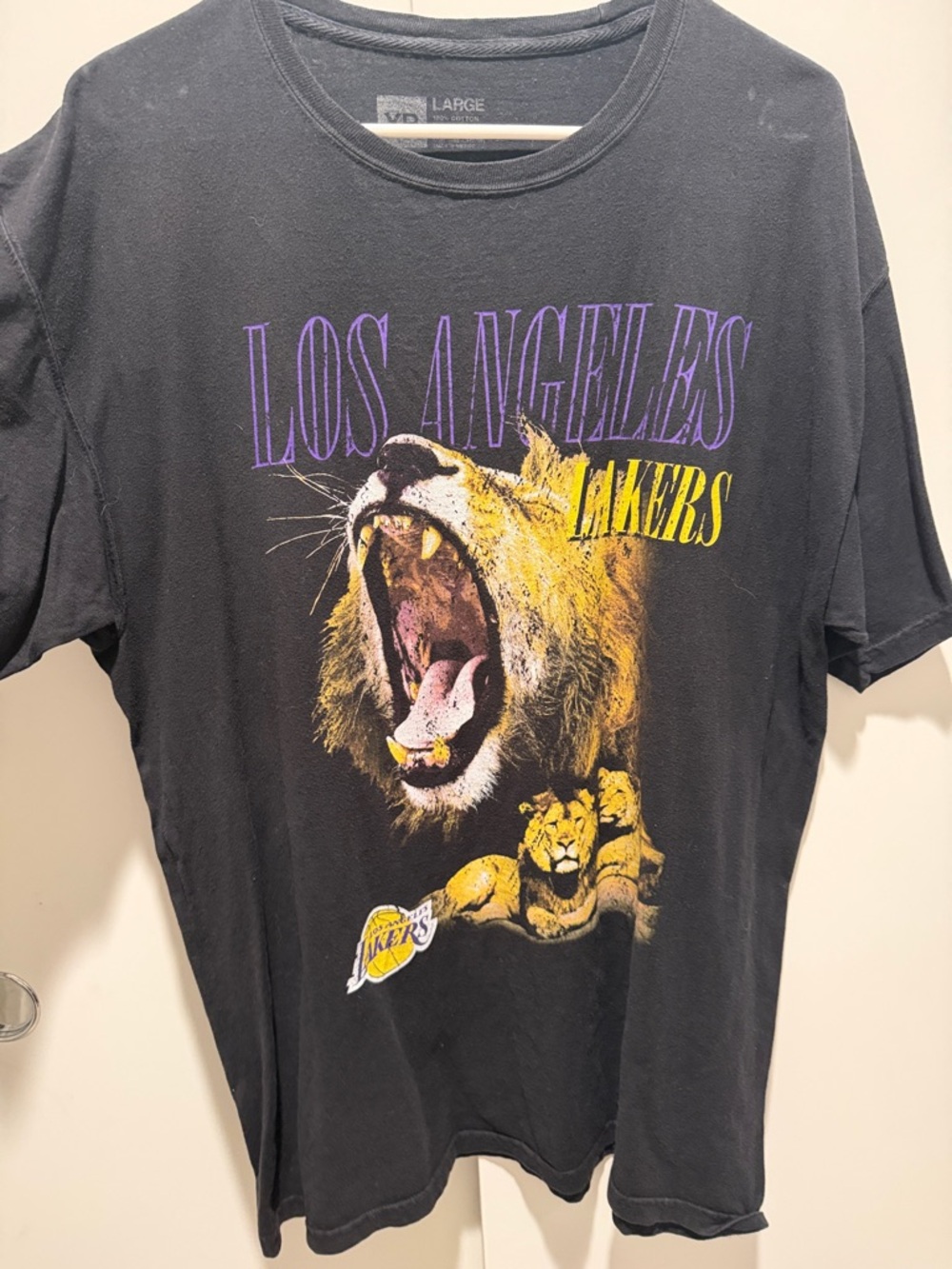 Los Angeles Lakers Black Graphic Tee - Roaring Lion